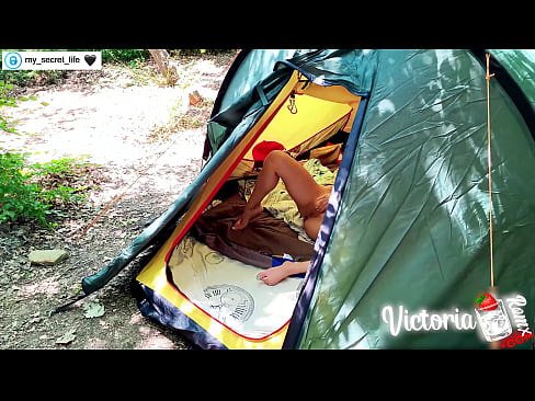 ❤️ Tented Stranger szenvedélyes kézimunkája a kamerában ☑ Porno at hu.123sex.ru